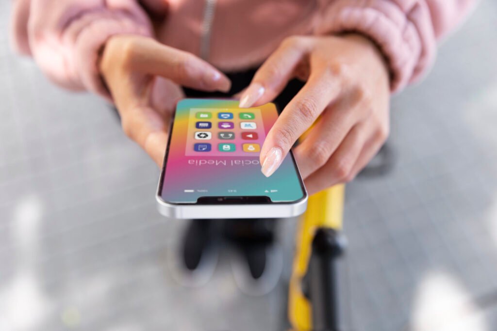 phone battery drain habits