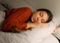 7 Genius Ways to Trick Your Brain Into Falling Asleep Faster (Backed by Science)